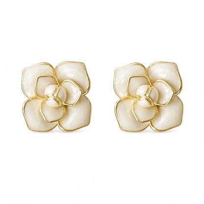 Flower Pearl Stud Earrings Women